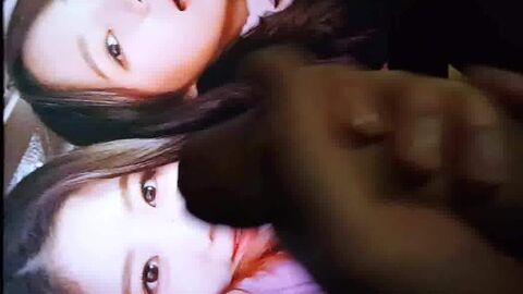 HD видео, кончает на фото (гей), мужчина (гей)